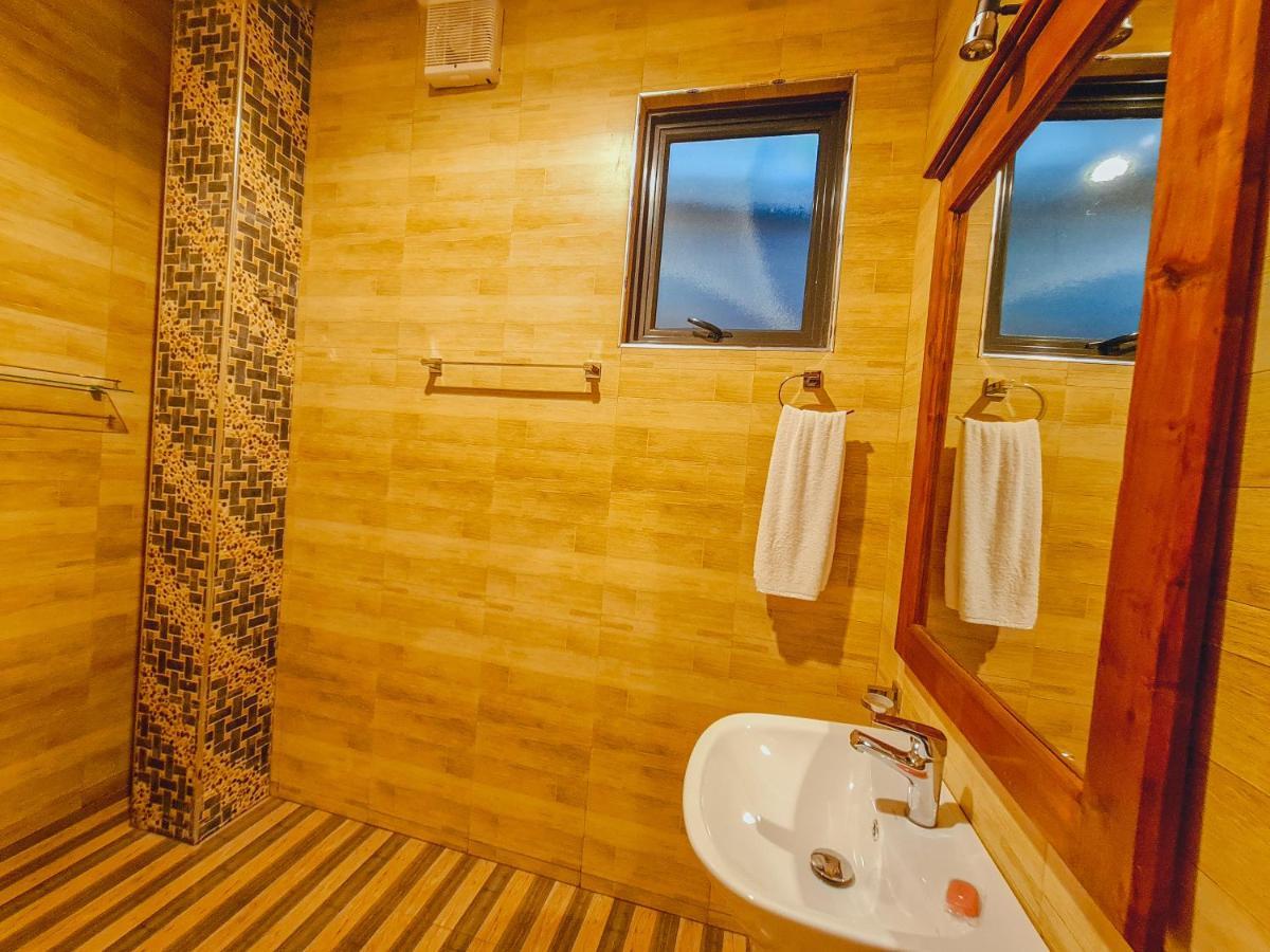 Top Rich Hotel Nuwara Eliya Bagian luar foto