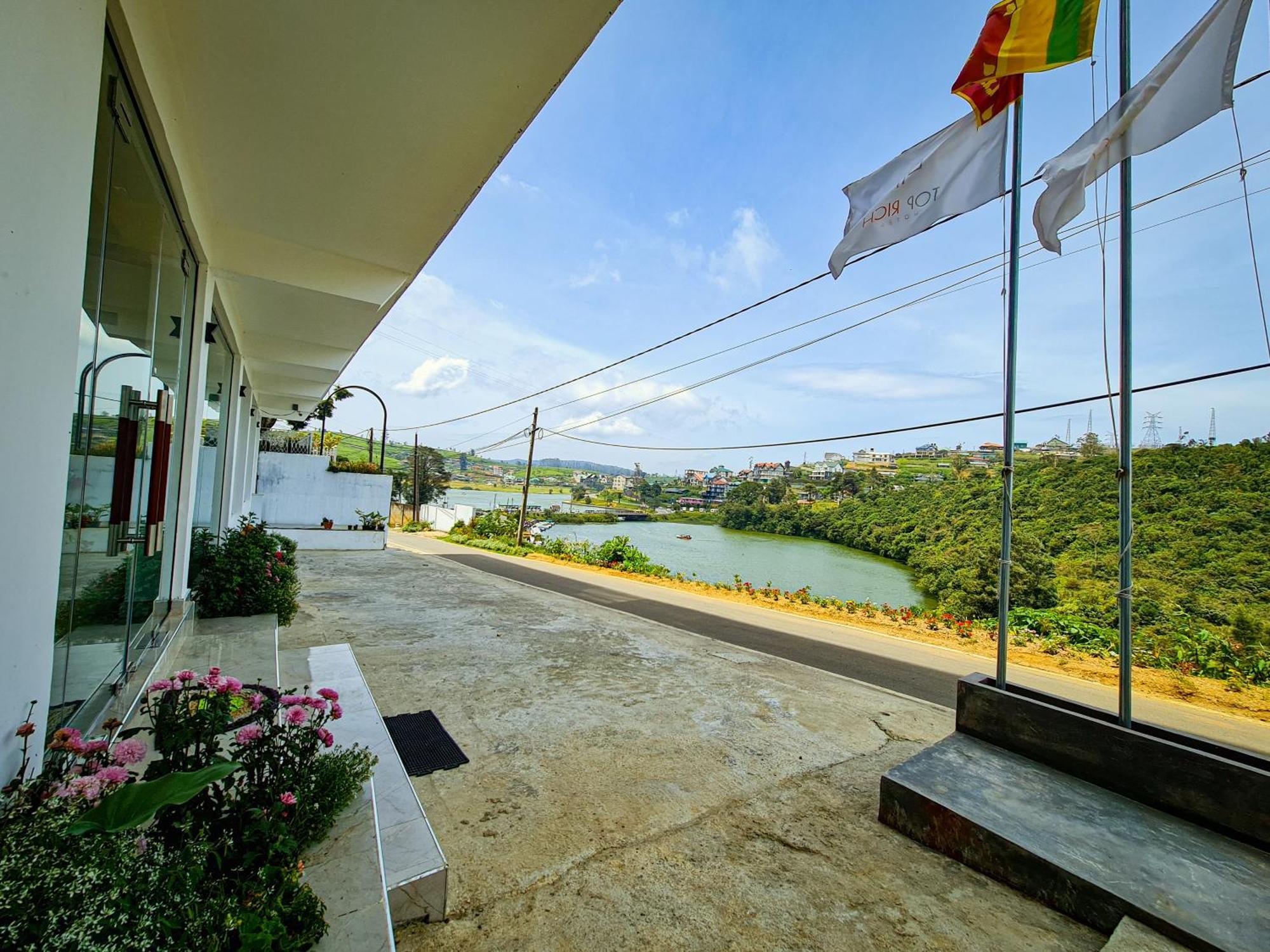 Top Rich Hotel Nuwara Eliya Bagian luar foto
