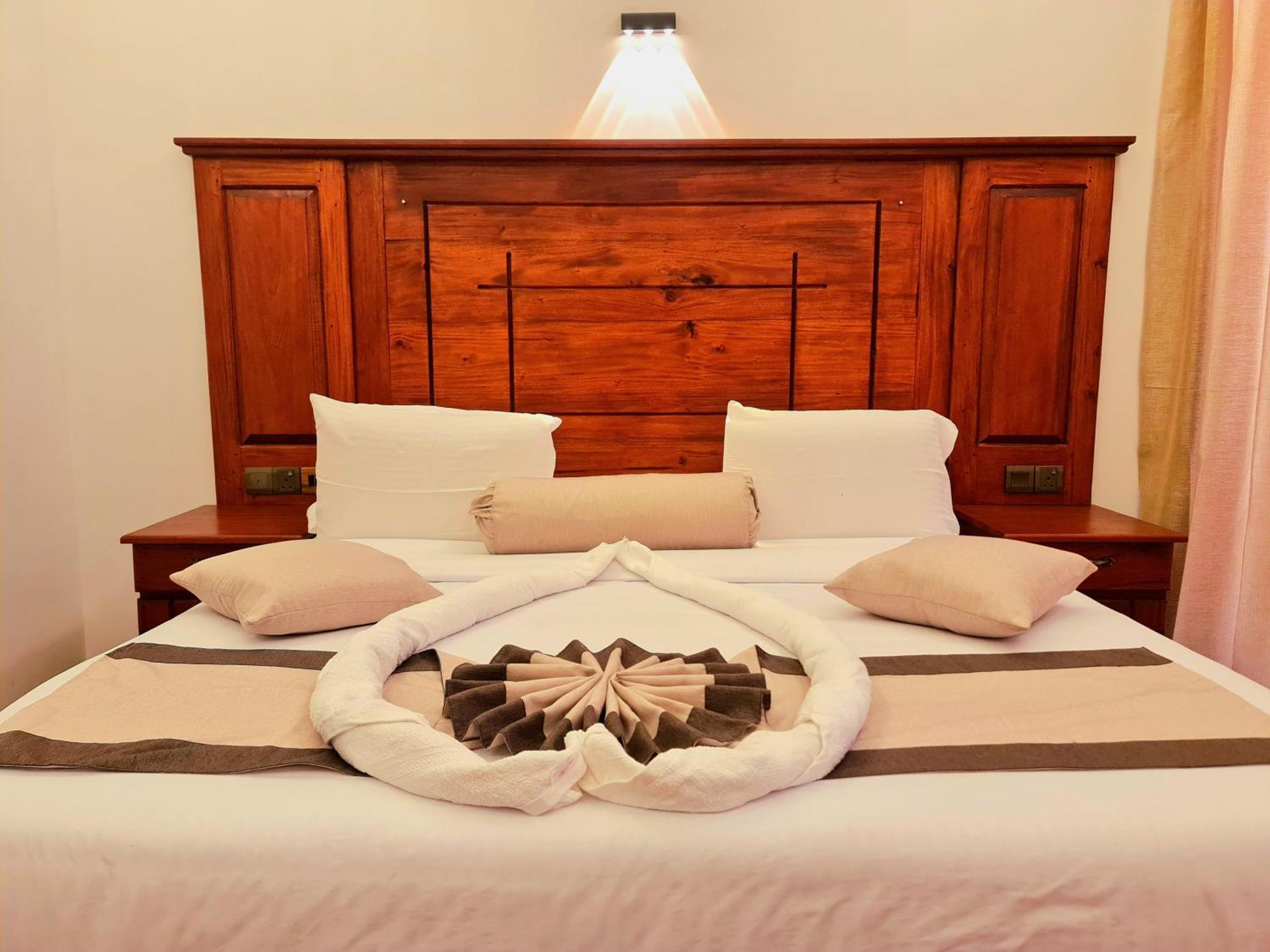 Top Rich Hotel Nuwara Eliya Bagian luar foto